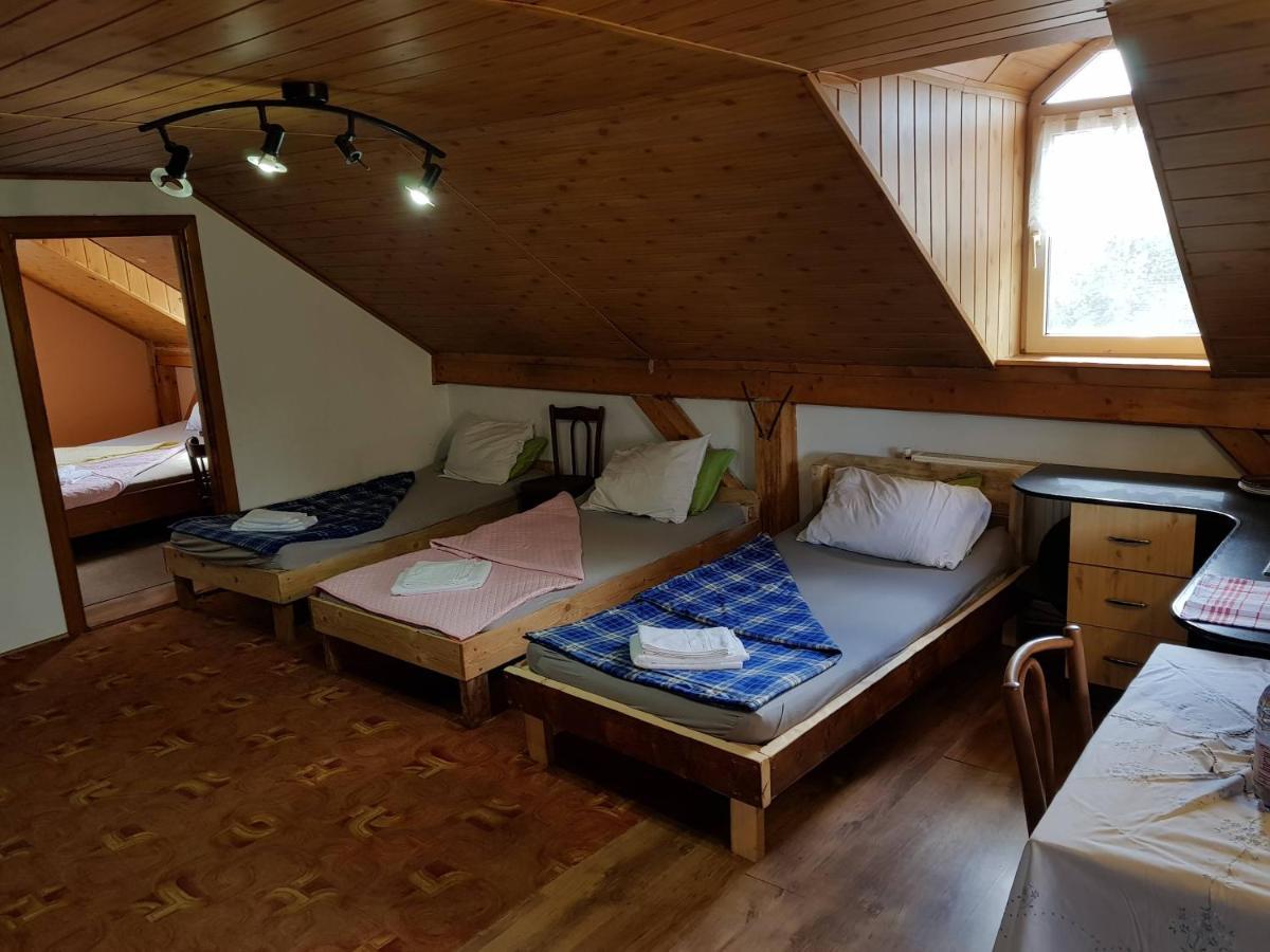 Hompot Accommodation Deva Extérieur photo