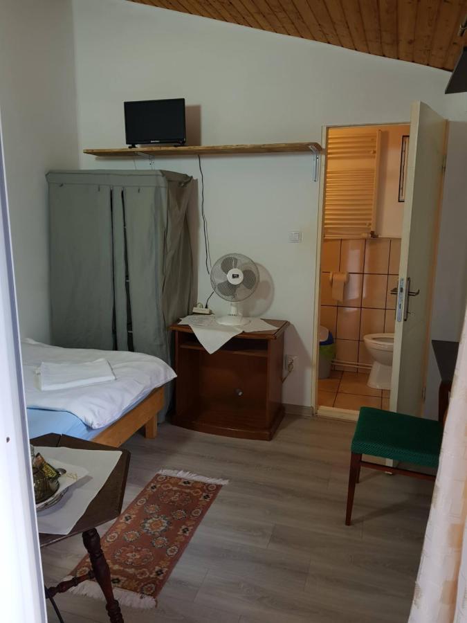 Hompot Accommodation Deva Extérieur photo