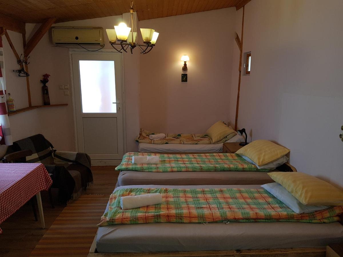 Hompot Accommodation Deva Extérieur photo